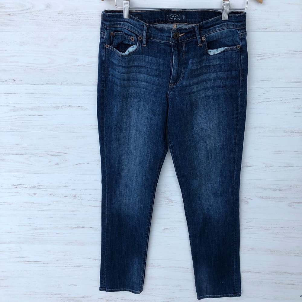 Lucky Brand sweet and straight leg jeans 30 10